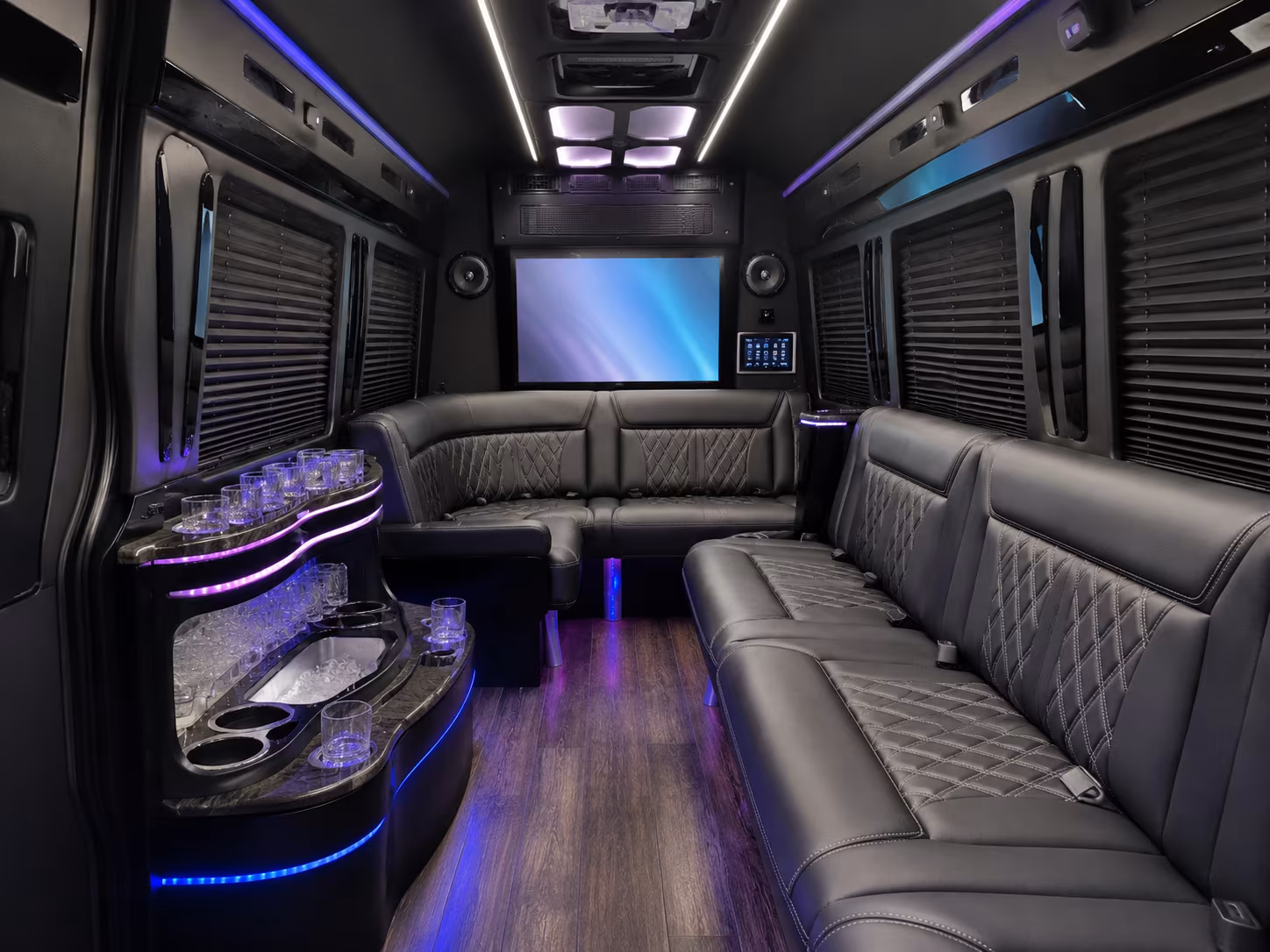 arrange transportation for your next corporate event 1