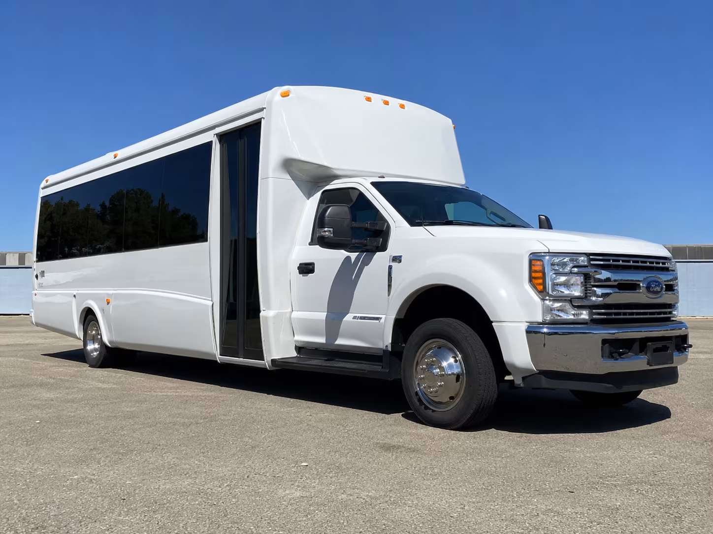 arrange transportation for your next wine tour 1