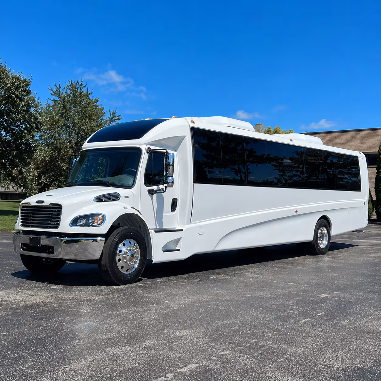 mission viejo 20 passenger minibus