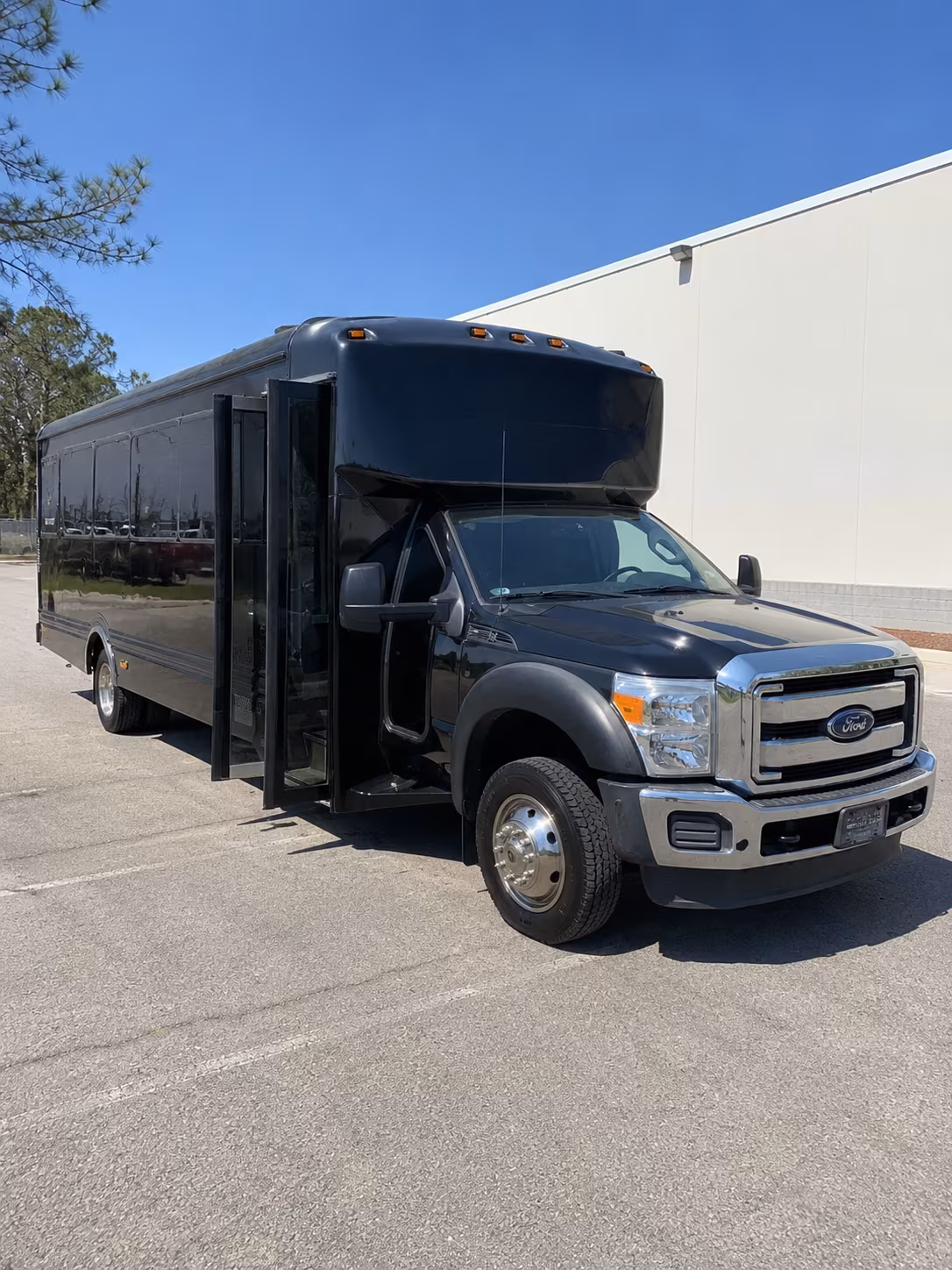 mission viejo holiday party bus rental